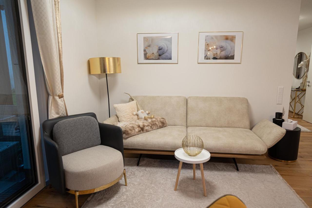 Ferienwohnung Deluxe 사텐도르프 외부 사진